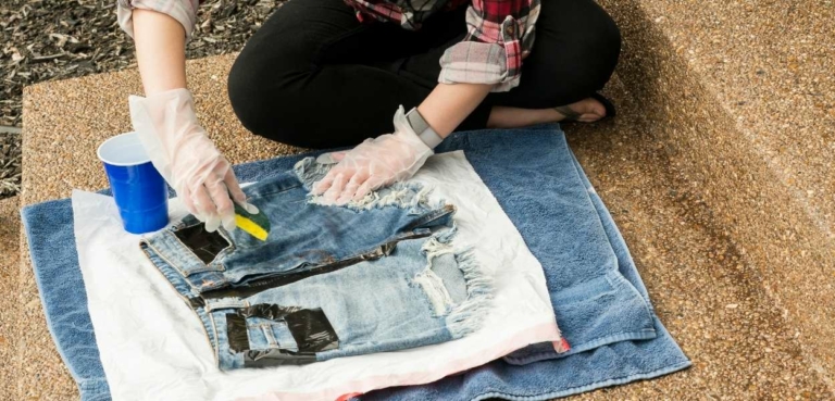 UPCYCLING & TECHNOLOGY: TAKING A STEP FORWARD TOWARDS SUSTAINABILITY