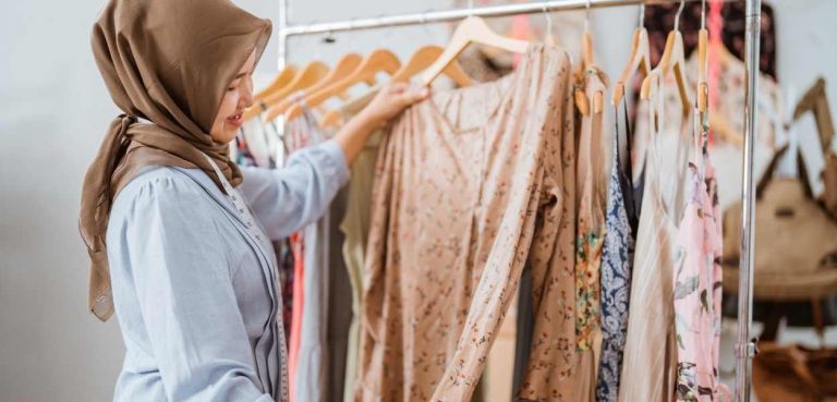 How To Start Working in Fashion With No Experience