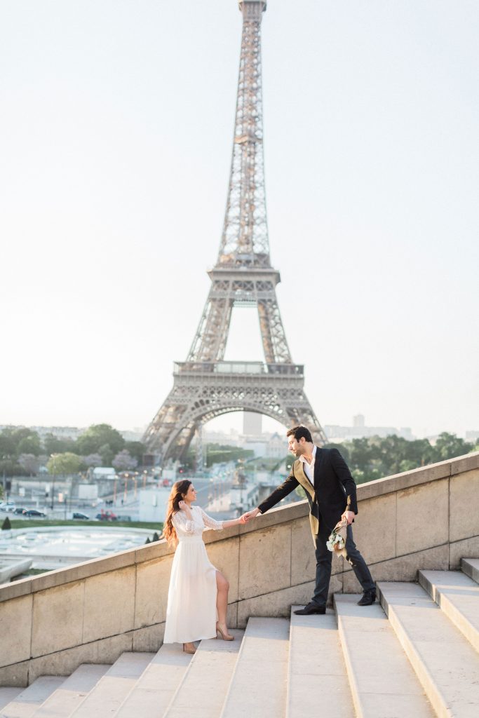 Minimalist Wedding Dresses Designs - Dressarte Paris